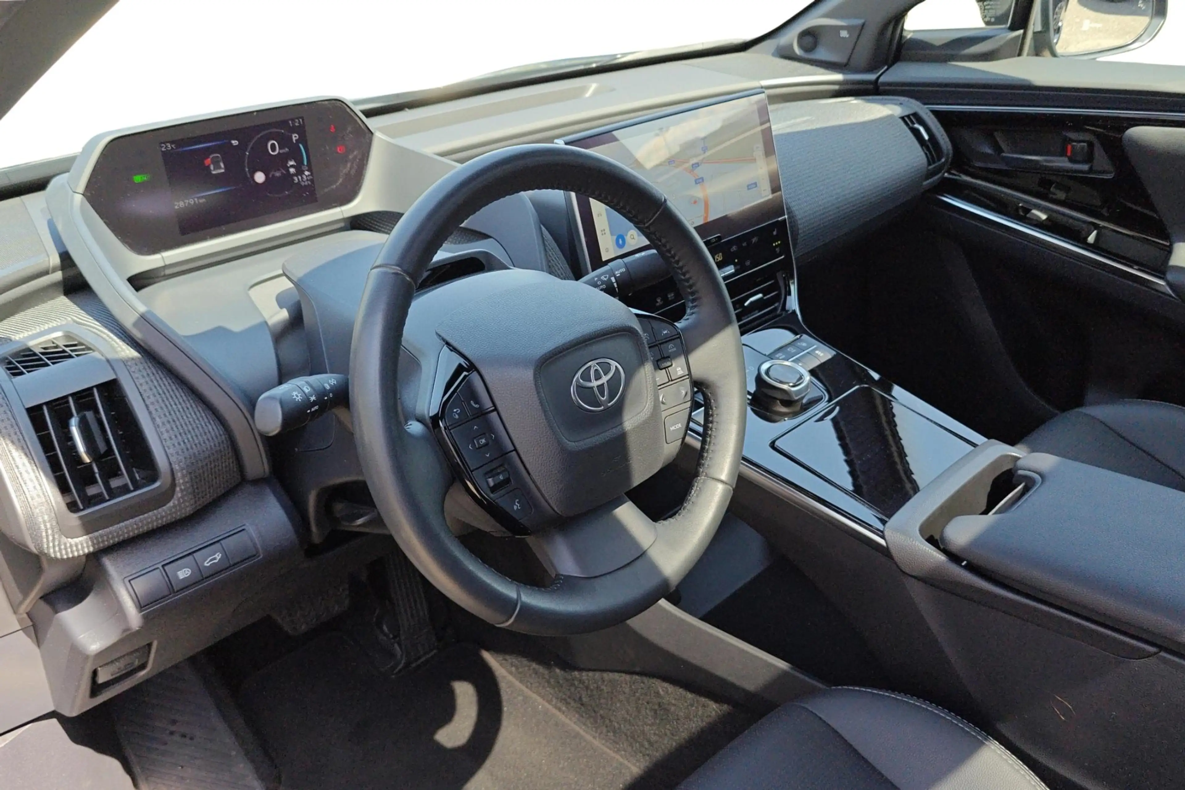 Toyota bZ4X 71.4 kWh 2WD Premium - DEMO — photo 14