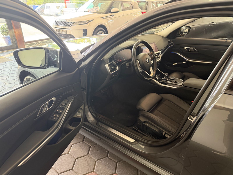 BMW 316 dA SPORT-LINE*SHADOW*LED*VIRTUAL*PANO*CARPLAY — photo 8
