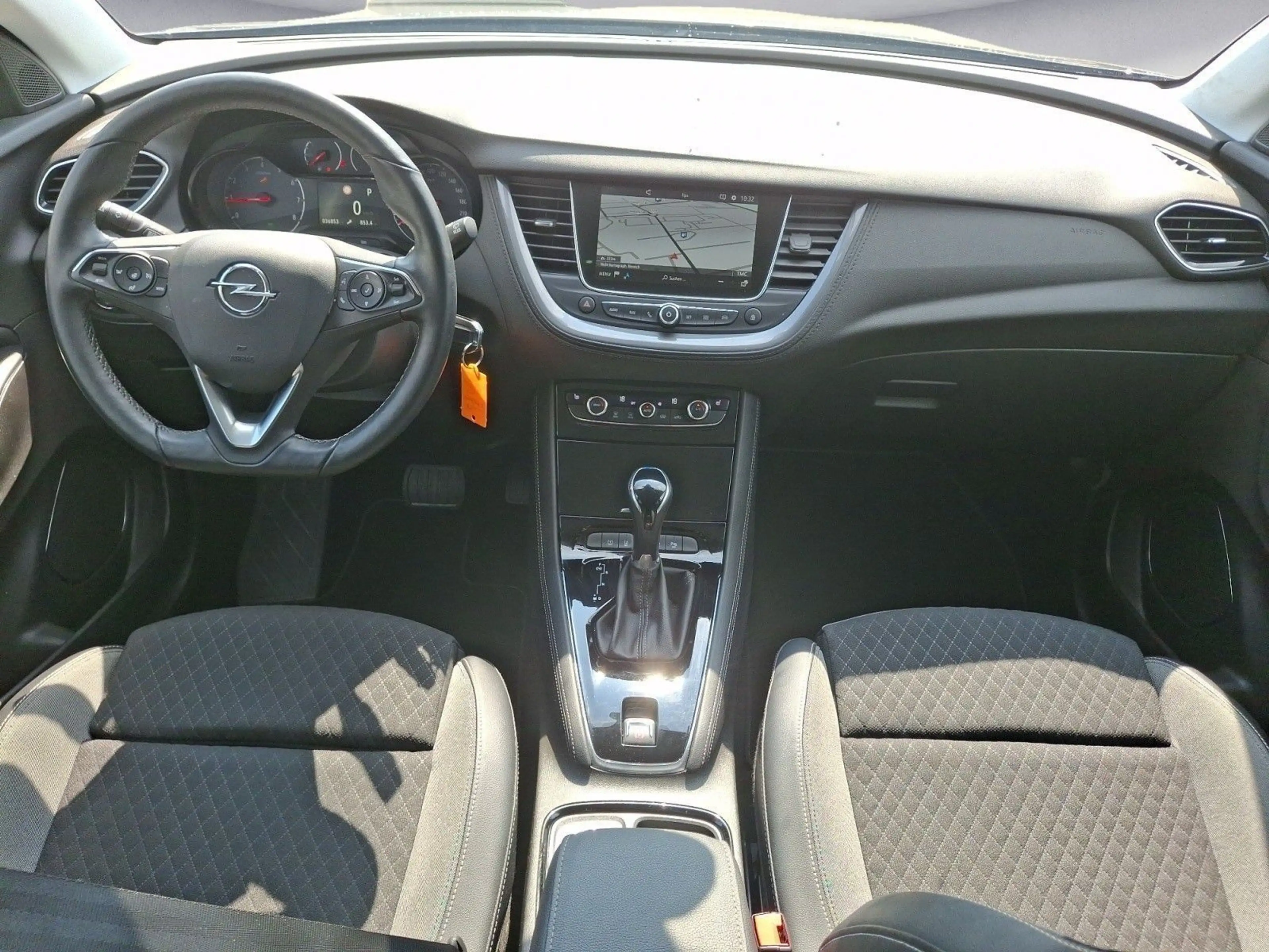 Opel Grandland X 1.,2 Turbo NAVI*KLIMA*LED*KAMERA*SHZ — photo 11