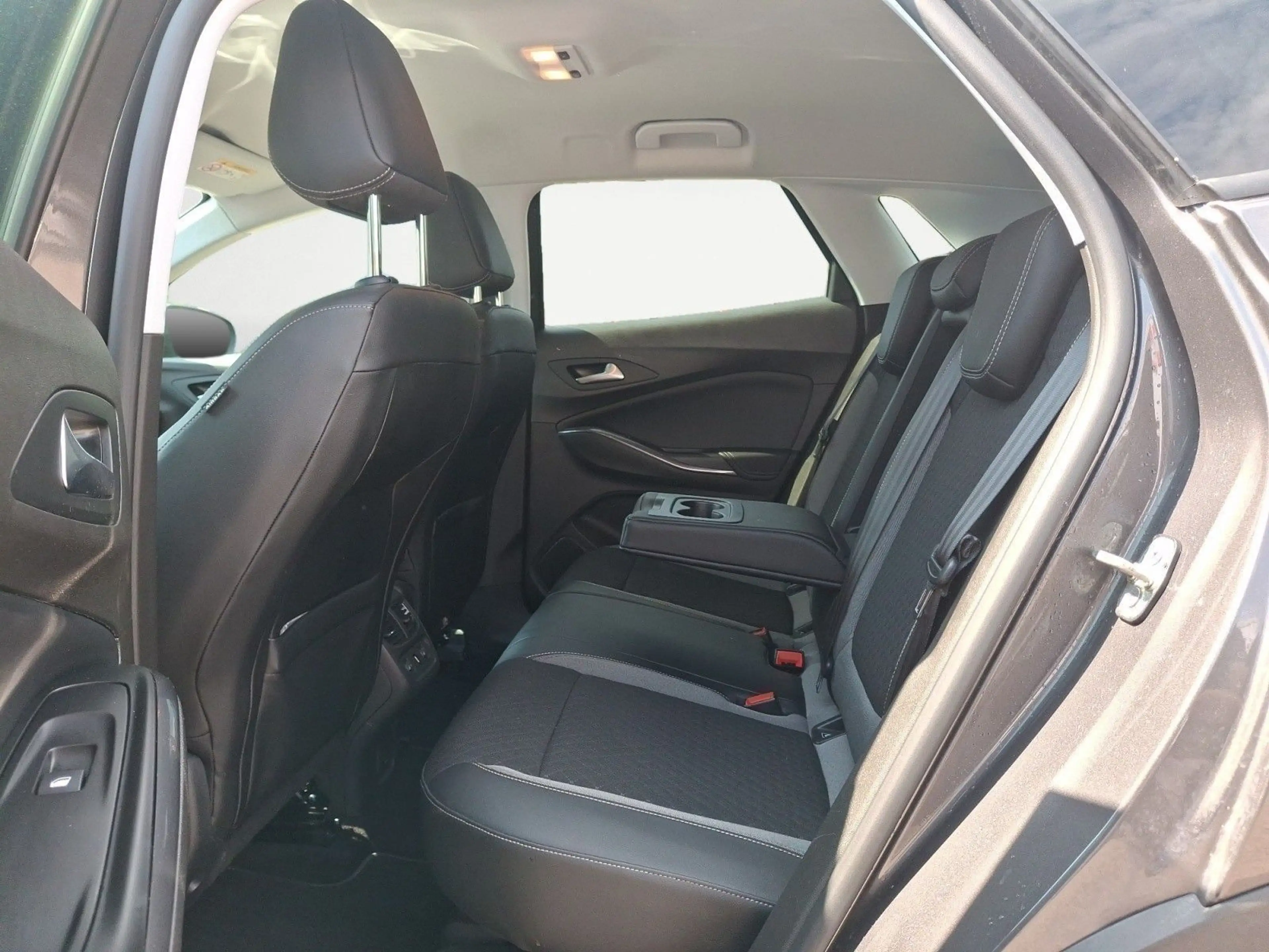 Opel Grandland X 1.,2 Turbo NAVI*KLIMA*LED*KAMERA*SHZ — photo 13