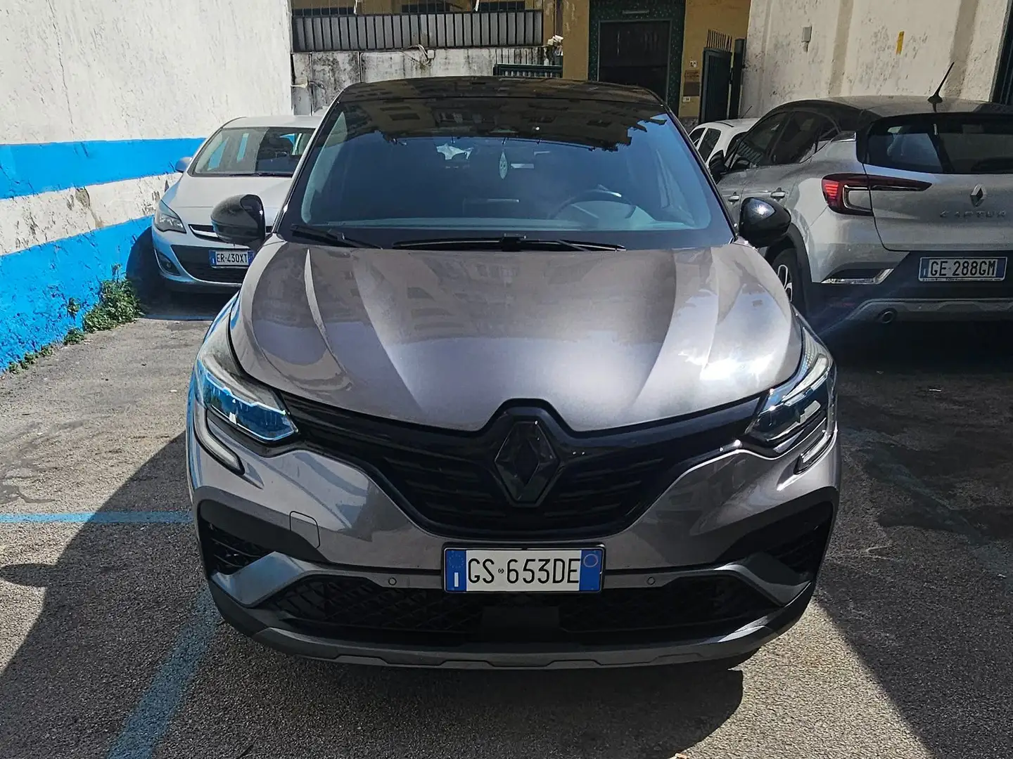 Renault Captur Captur 1.6 E-Tech full hybrid Techno 145cv auto Grau - 1
