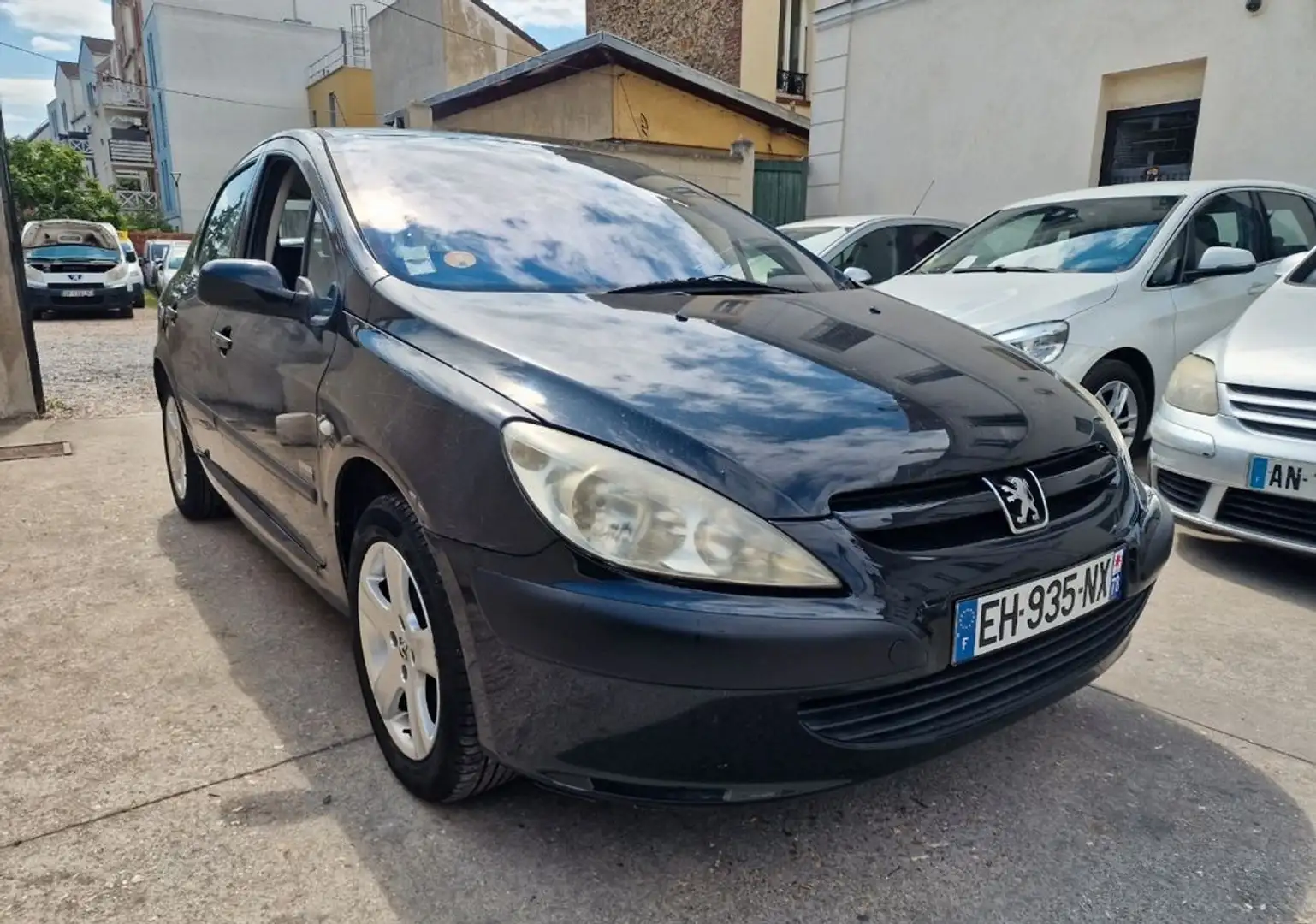 Peugeot 307 1.6 essence 110ch nav-tech payer en 4x Schwarz - 2