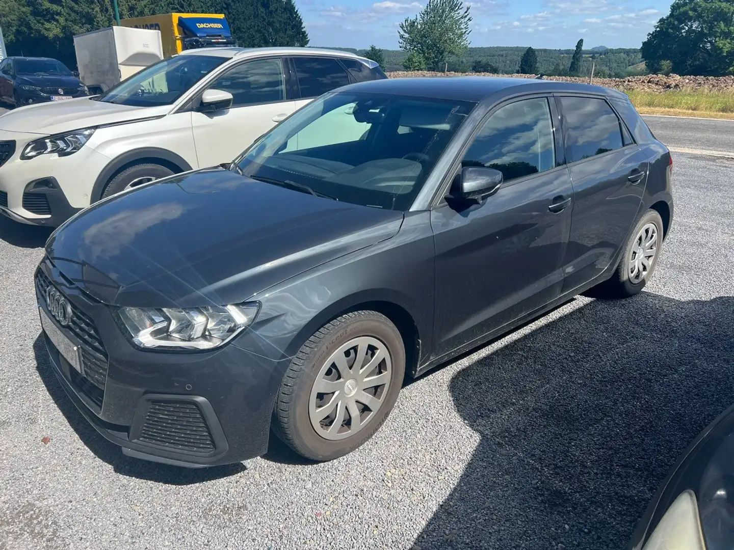 Audi A1 A1 Citycarver 30 TFSI S tronic Grijs - 2