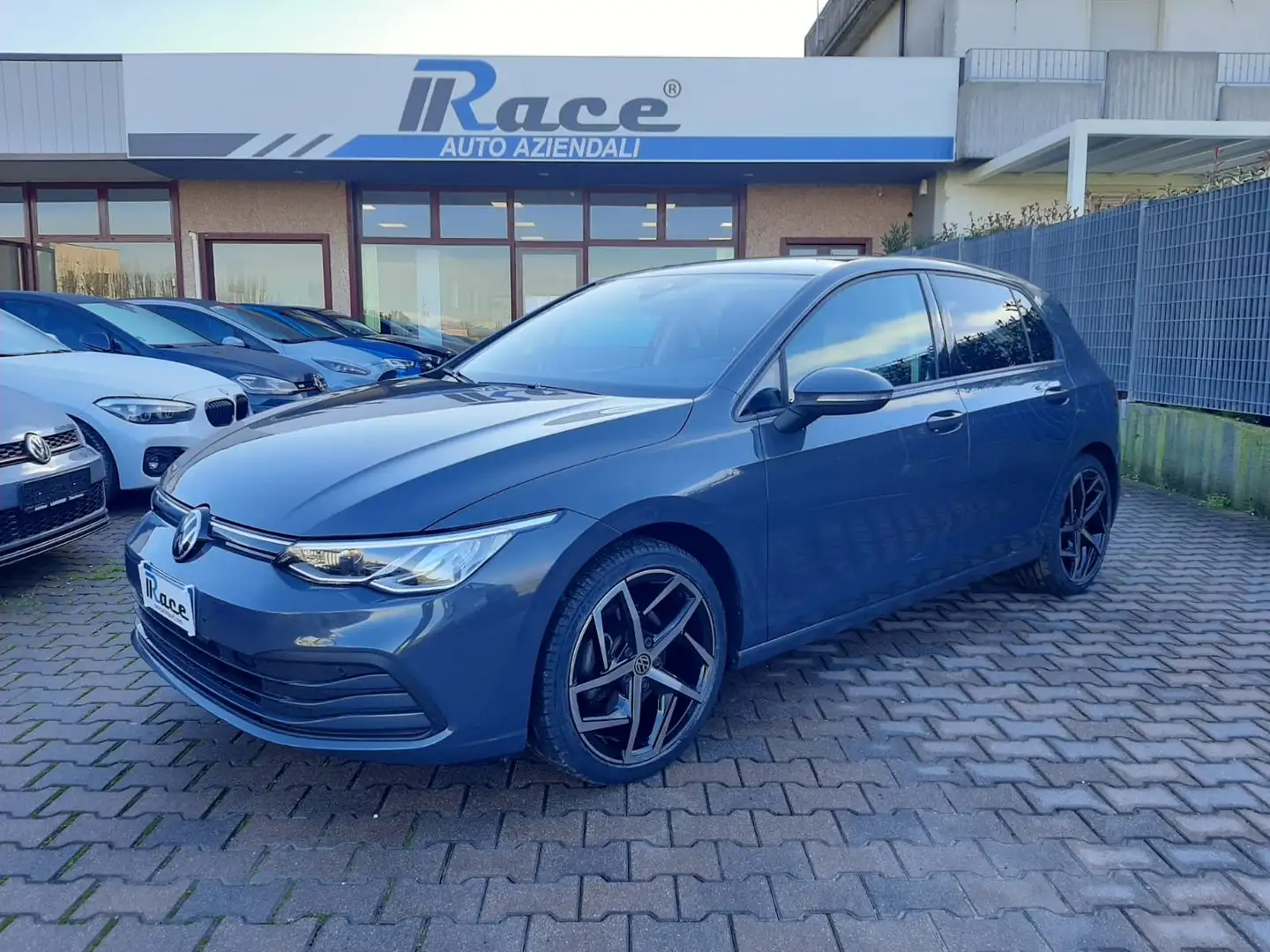 Volkswagen Golf LIFE 2.0 TDI DSG VARI COLORI E ALLESTIMENTI Grigio - 1