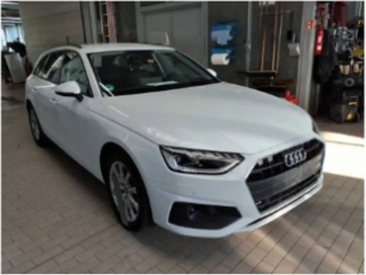 Audi A4 Avant 40 2.0 TFSI S tronic AHK/Kamera/App-Connect/ Weiß - 2