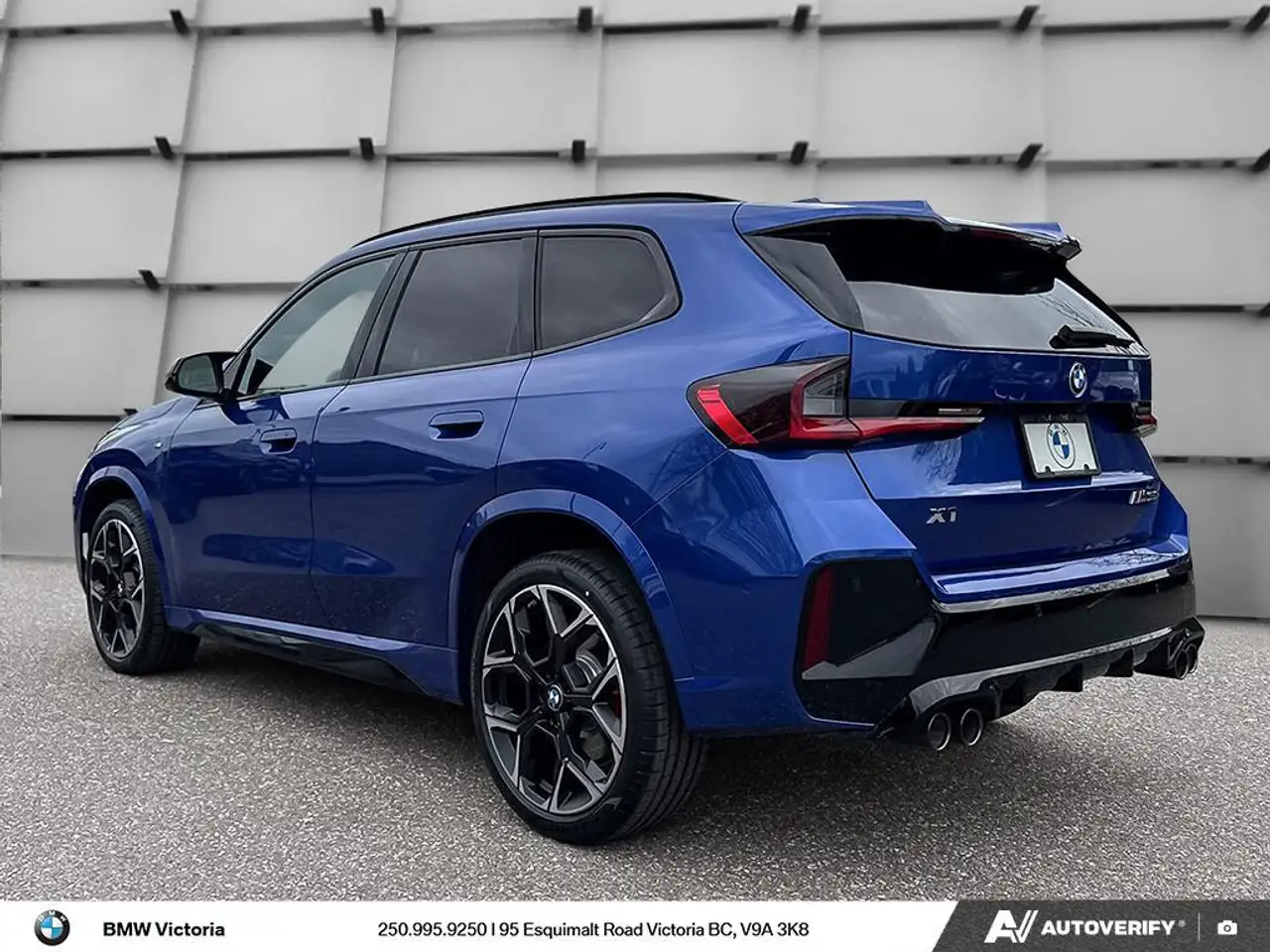 BMW X1 снимка BMW X1