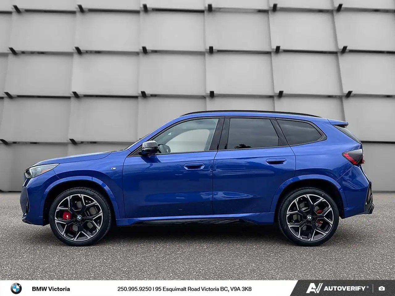BMW X1 снимка BMW X1