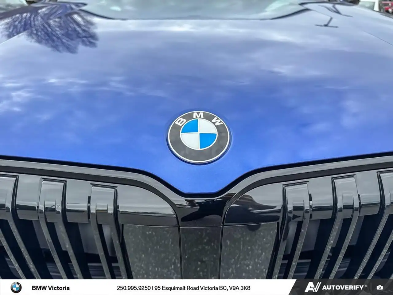 BMW X1 снимка BMW X1