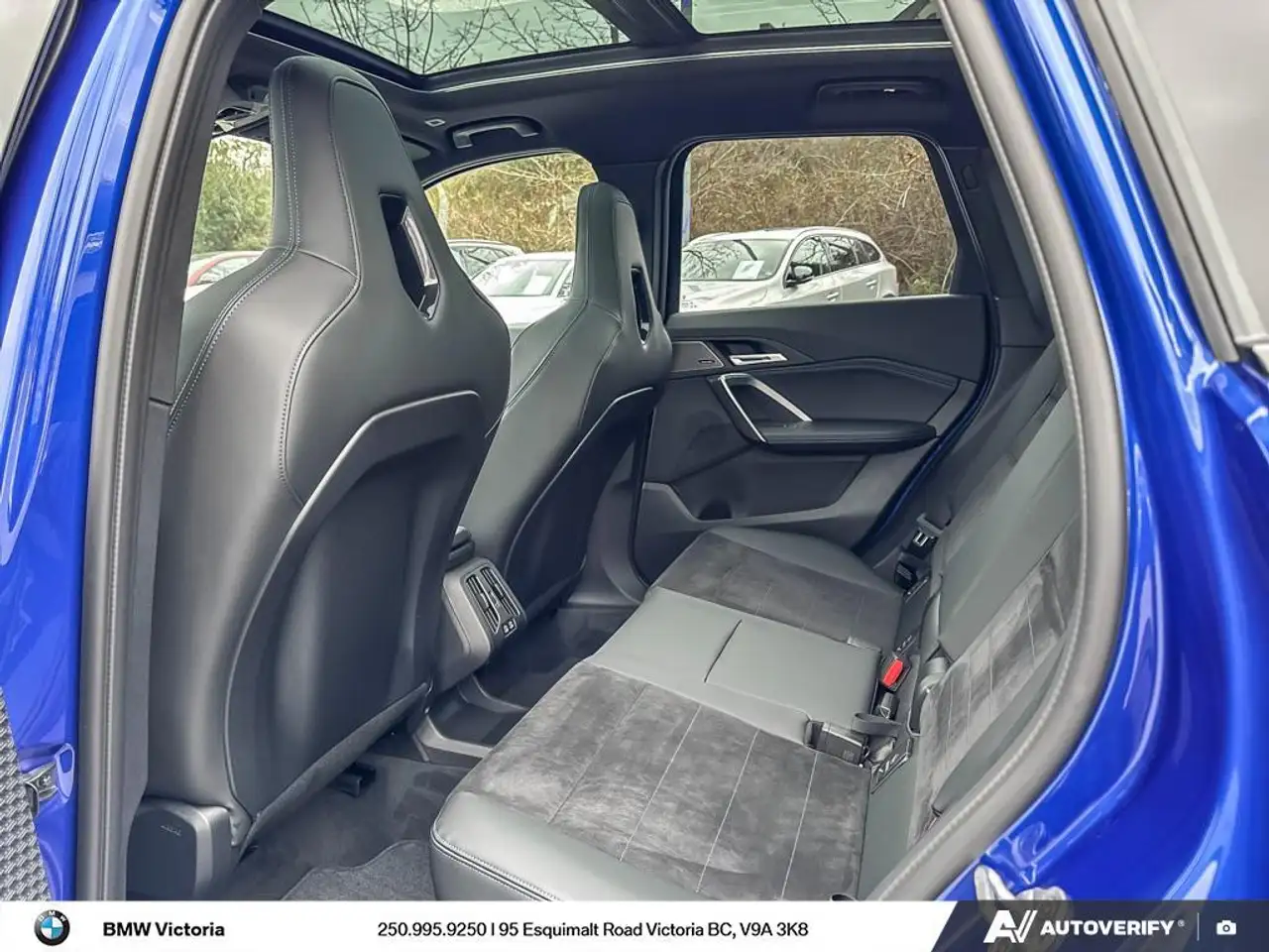 BMW X1 снимка BMW X1