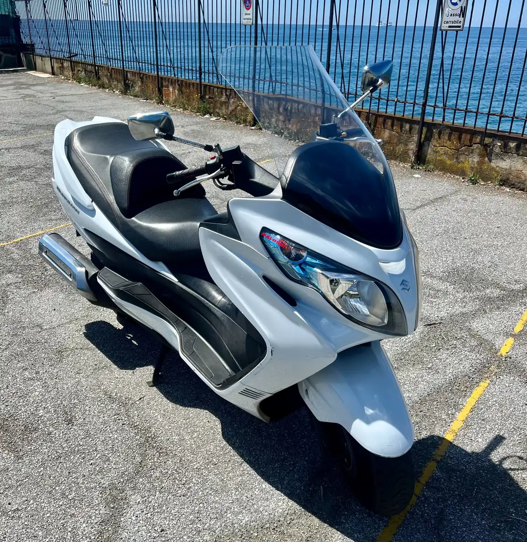 Suzuki Burgman 400 ABS Lux Alb - 2