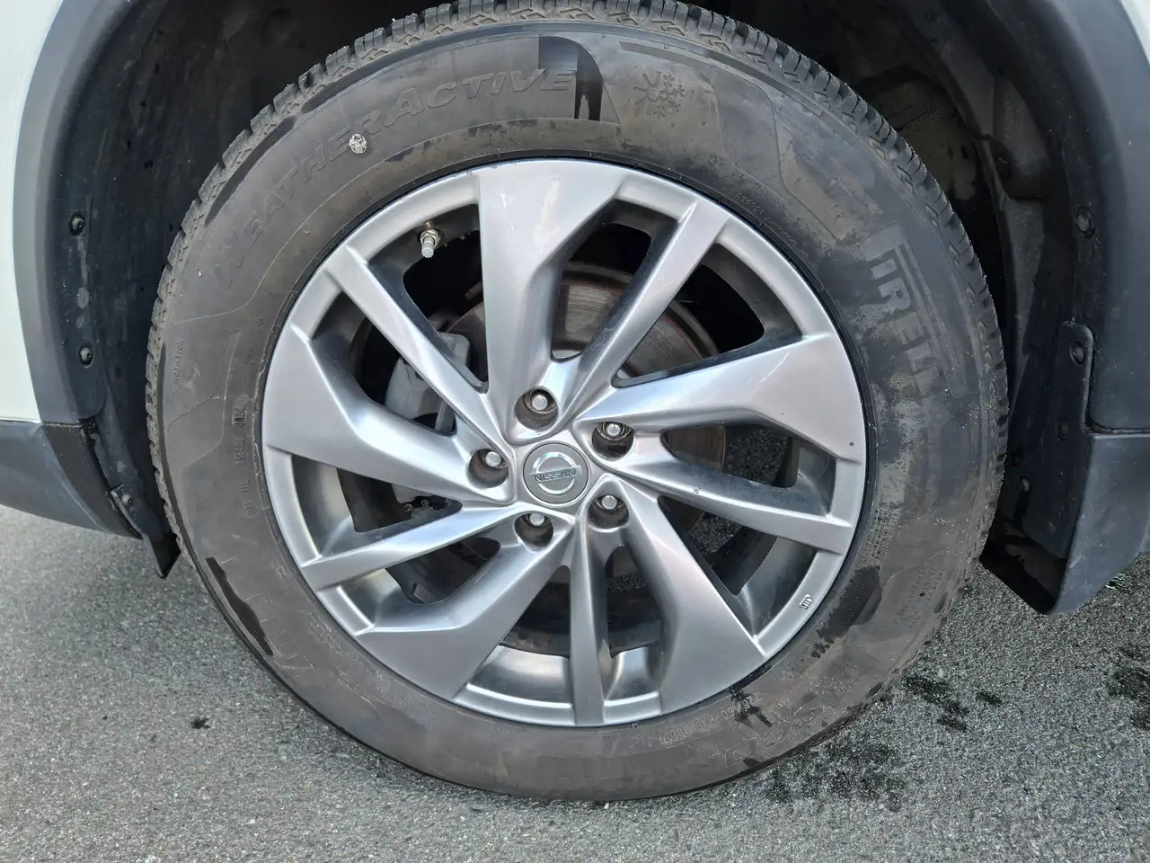 Nissan Rogue снимка Nissan Rogue