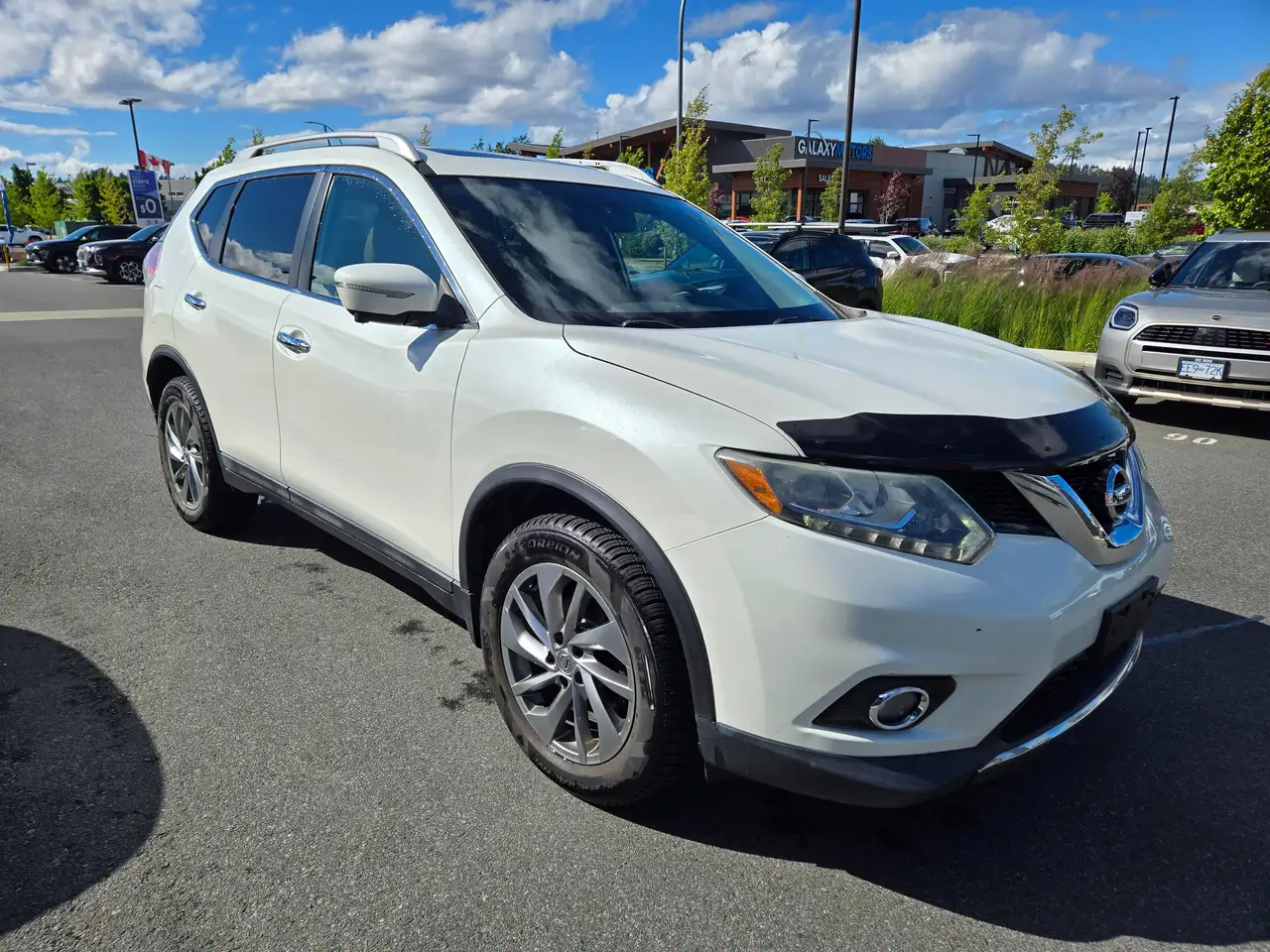 Nissan Rogue снимка Nissan Rogue