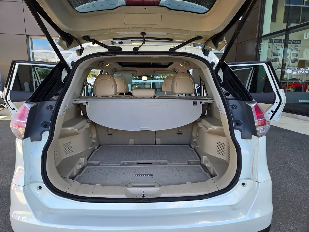 Nissan Rogue снимка Nissan Rogue