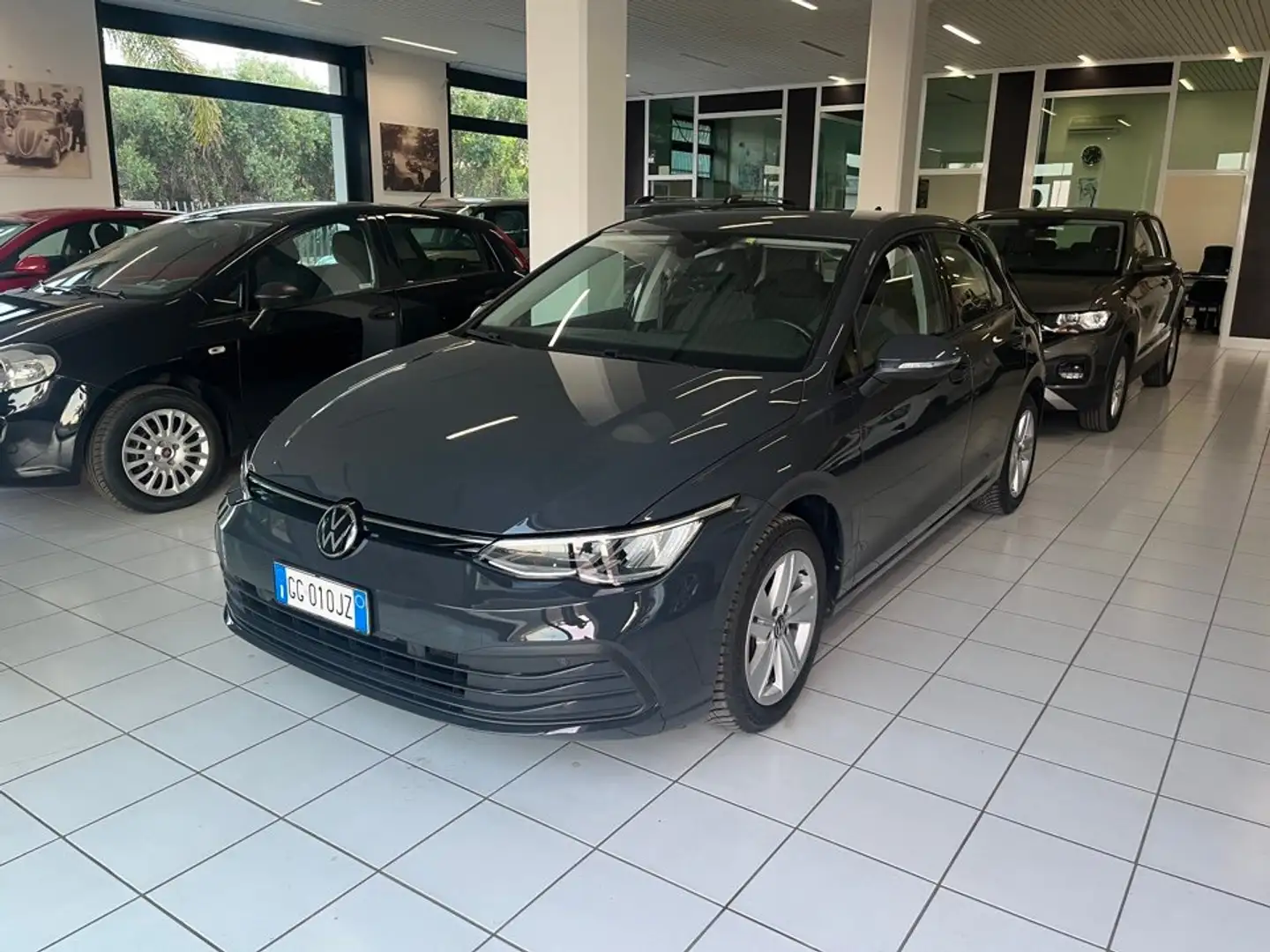 Volkswagen Golf Golf 1.0 tsi evo Life 110cv Grigio - 1