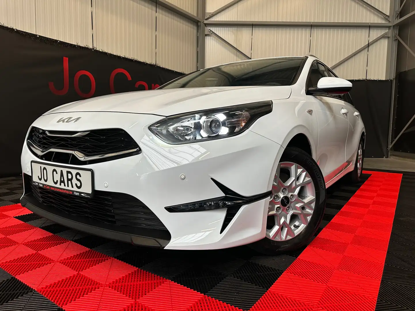 Kia Ceed SW / cee'd SW Apple CarPlay/Camera/Airco/Pdc/Cc/Led/Trekhaak/ Wit - 1