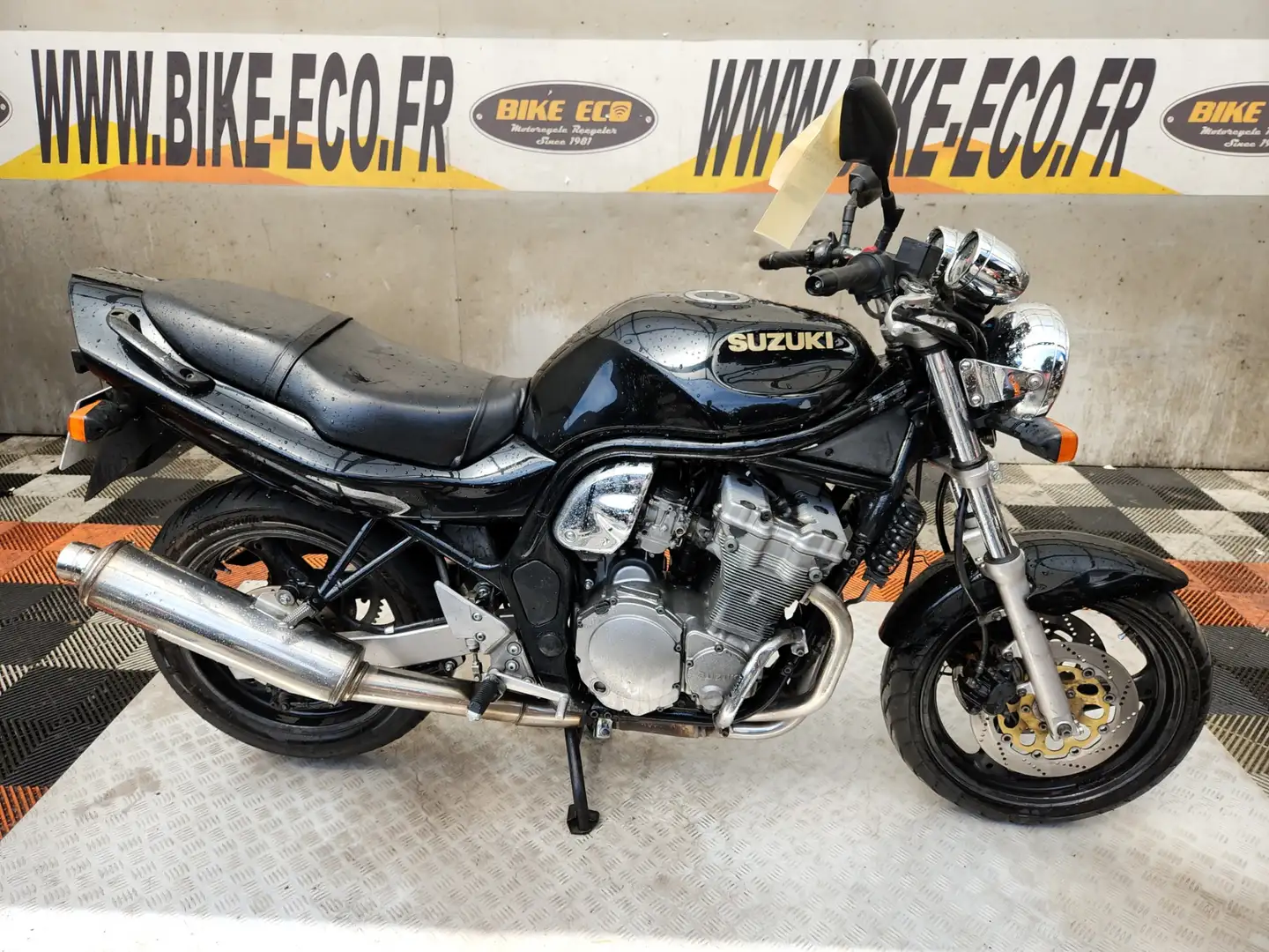 Suzuki GSF 650 Negro - 1