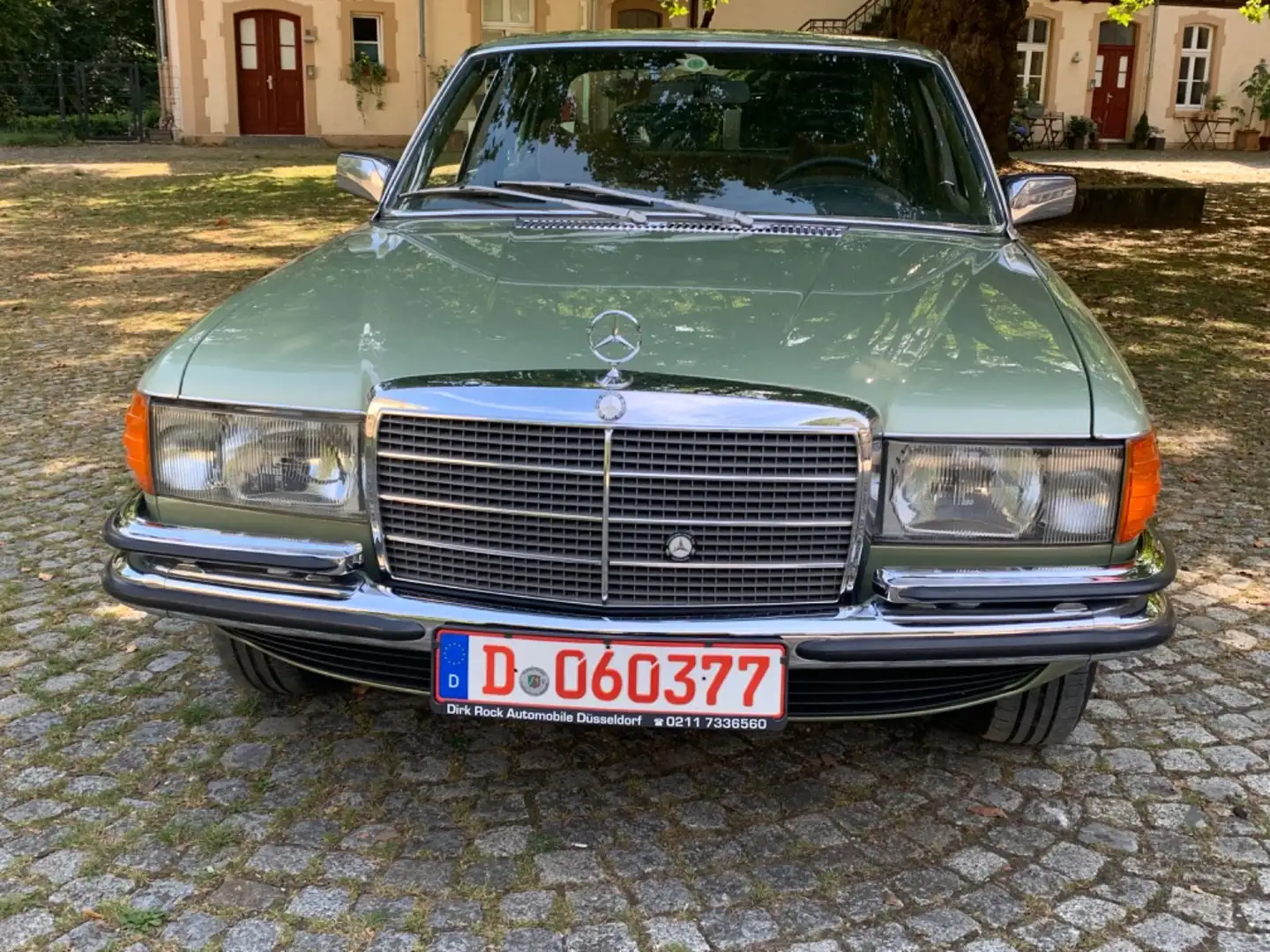Mercedes-Benz 280 SE Grün - 2