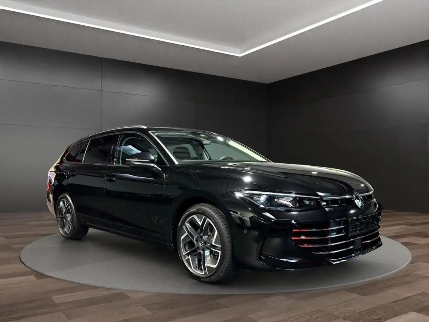 Volkswagen Passat Variant Elegance 2.0 TDI*AHK*IQ.D*DSG*HuD Schwarz - 1