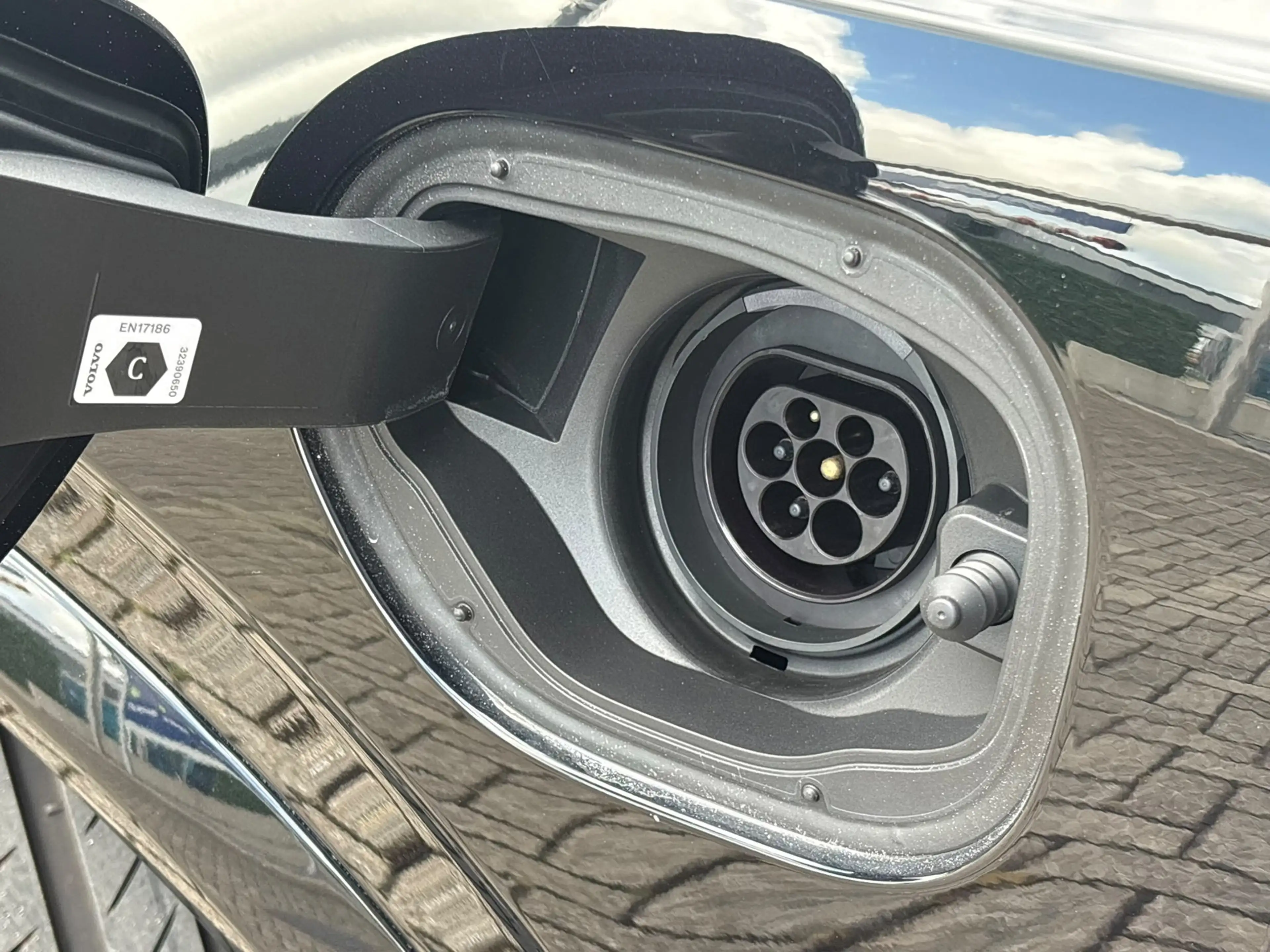 Volvo XC90 2.0 T8 Plug-in hybrid AWD Ultra Bright 455pk Lucht — photo 16