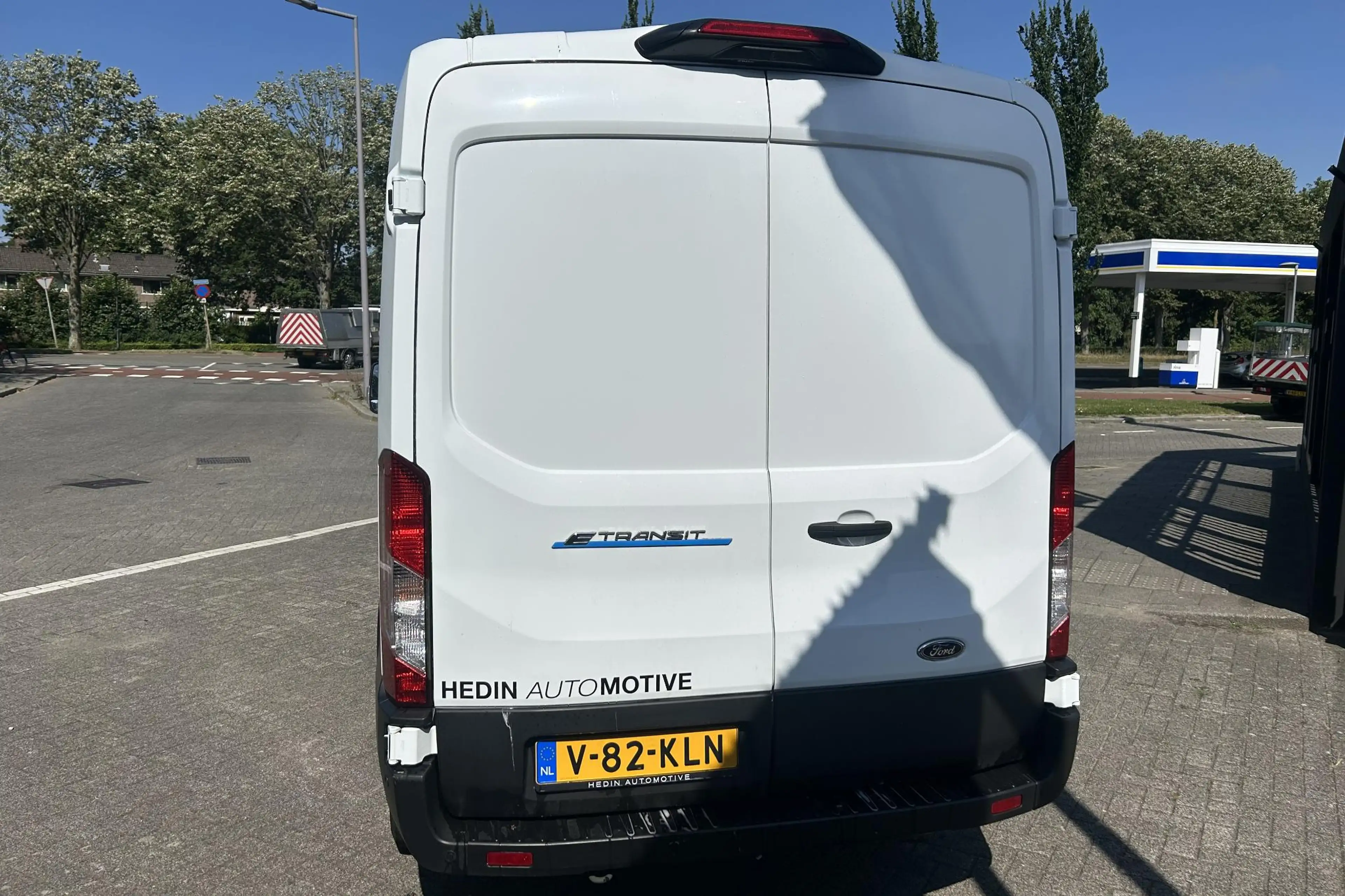 Ford E-Transit 350 L3H2 Trend 68 kWh | Operationele lease v.a. € — photo 4