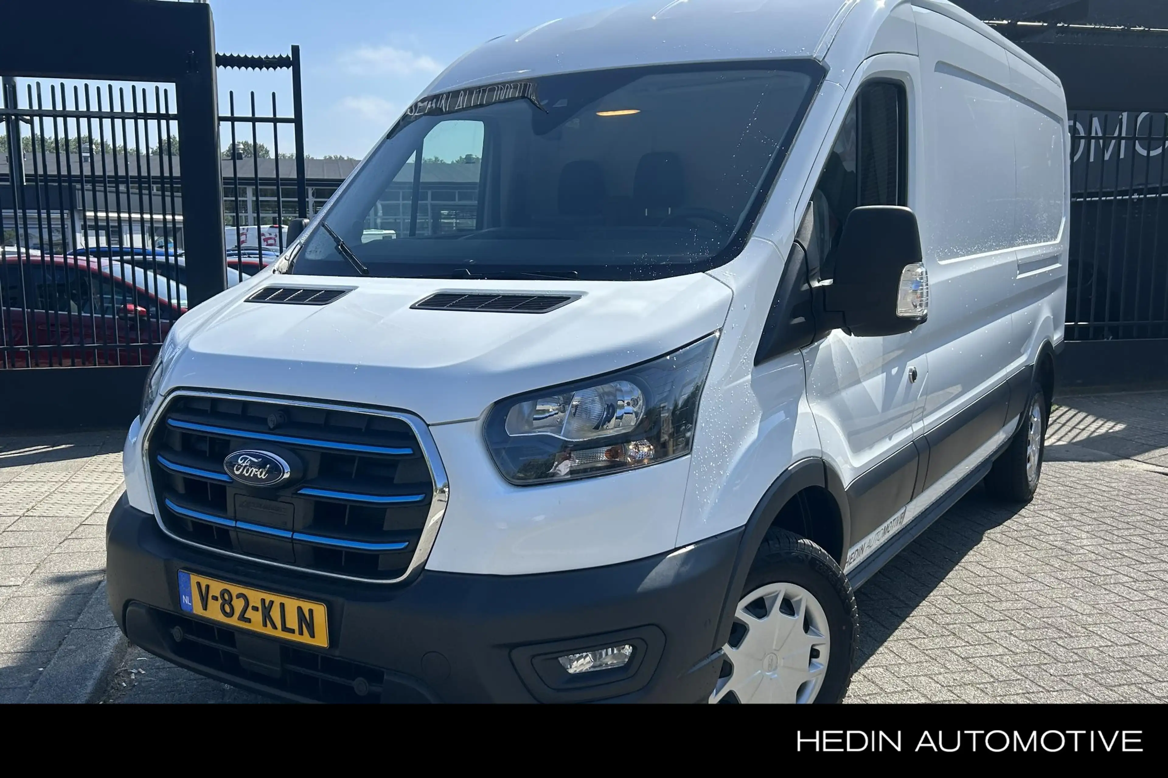 Ford E-Transit 350 L3H2 Trend 68 kWh | Operationele lease v.a. €