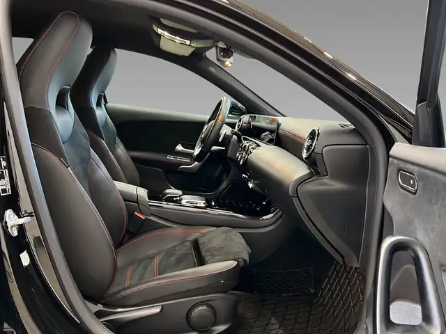 Mercedes-Benz A-Class view 12
