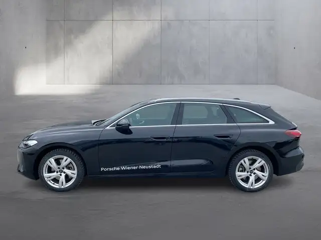 Audi A5 view 2