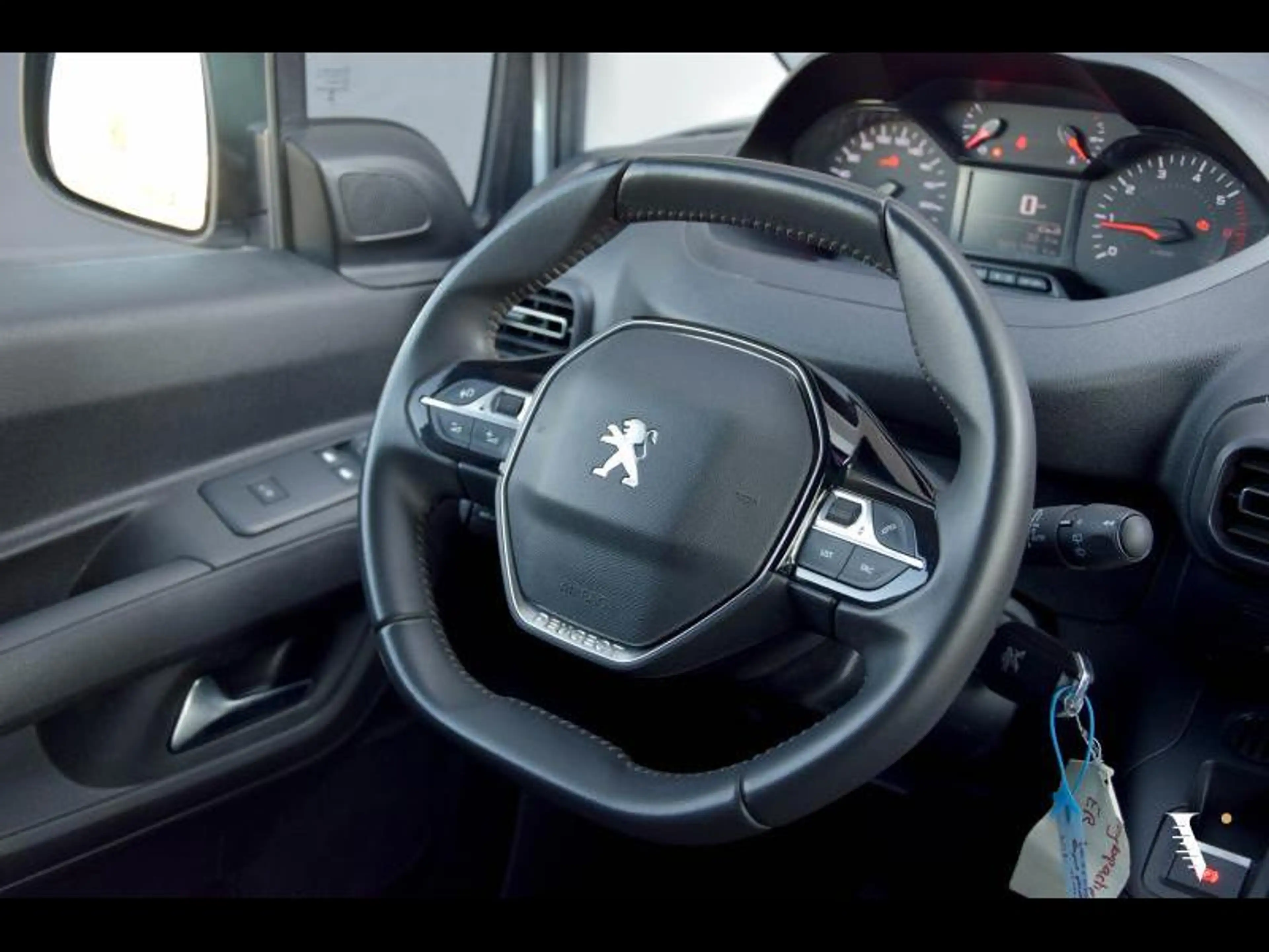 Peugeot Partner NAVI | CARPLAY | CAMERA — photo 5