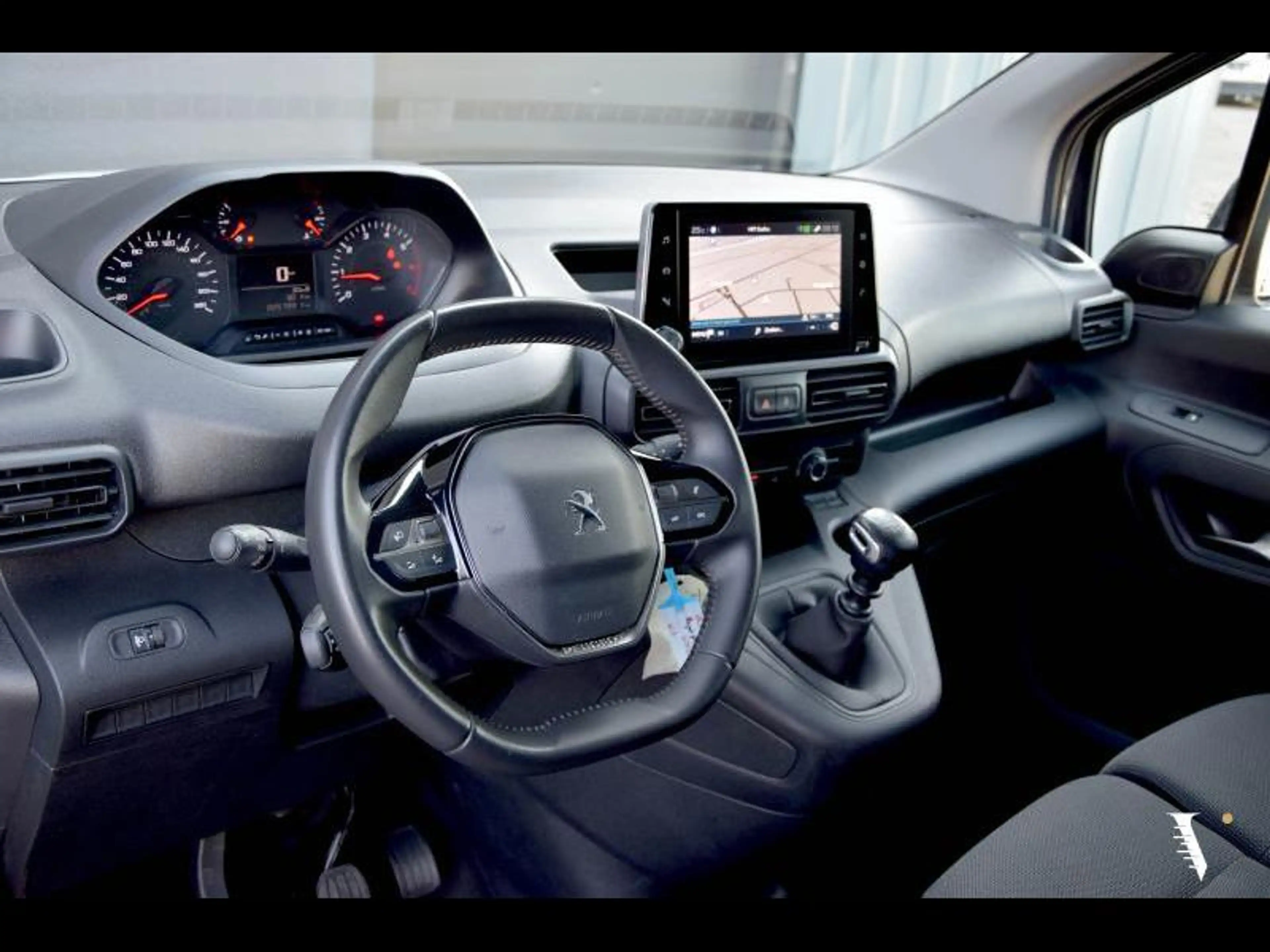 Peugeot Partner NAVI | CARPLAY | CAMERA — photo 3