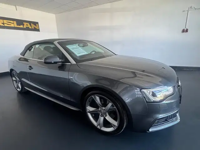 Audi A5 view 3