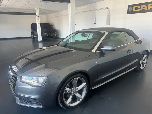Audi A5 view 8