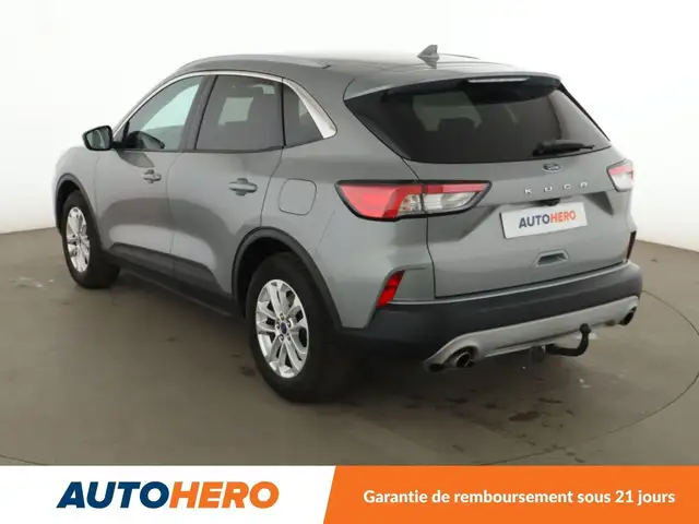 Ford Kuga view 4