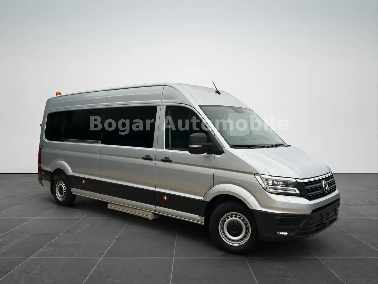 Volkswagen Crafter 35 DSG *HOCH+LANG*9SITZE*ROLLSTUHL-LIFT* Серебристый - 2