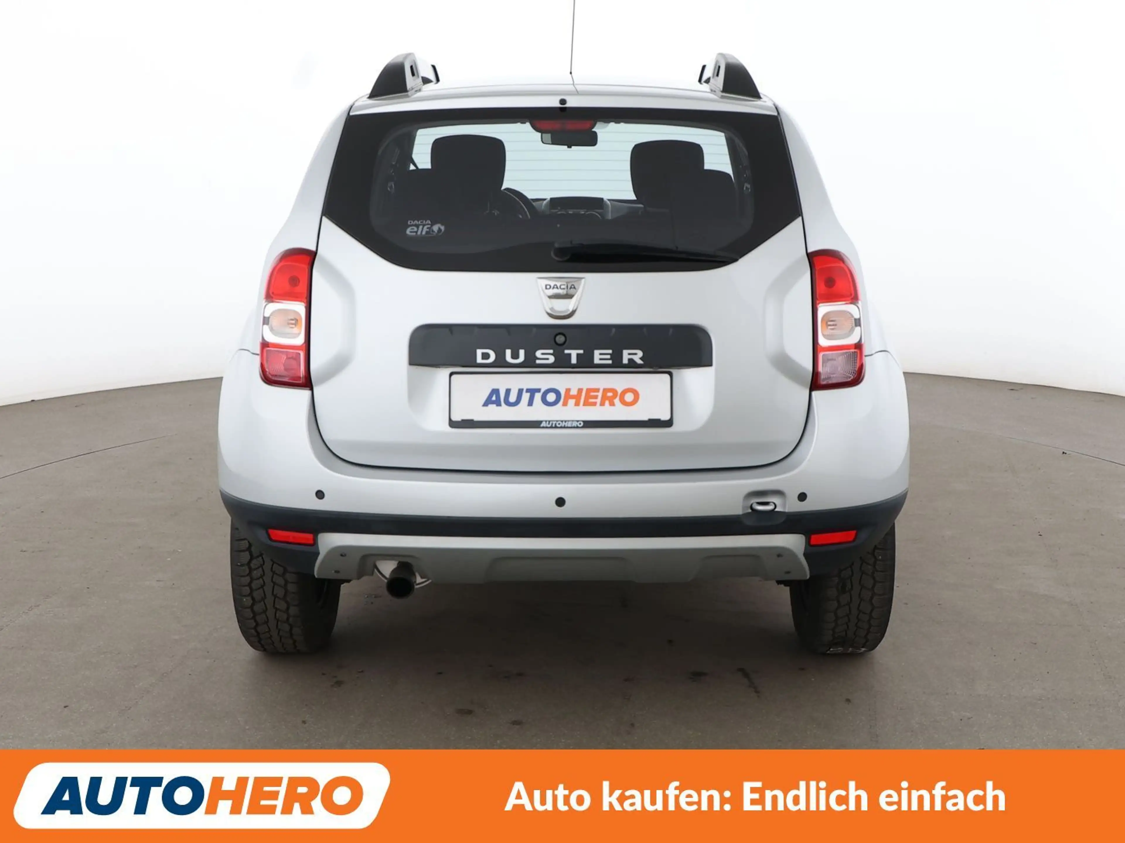 Dacia Duster 1.2 TCe Black Shadow 4x2 *NAVI*TEMPO*PDC* — photo 5