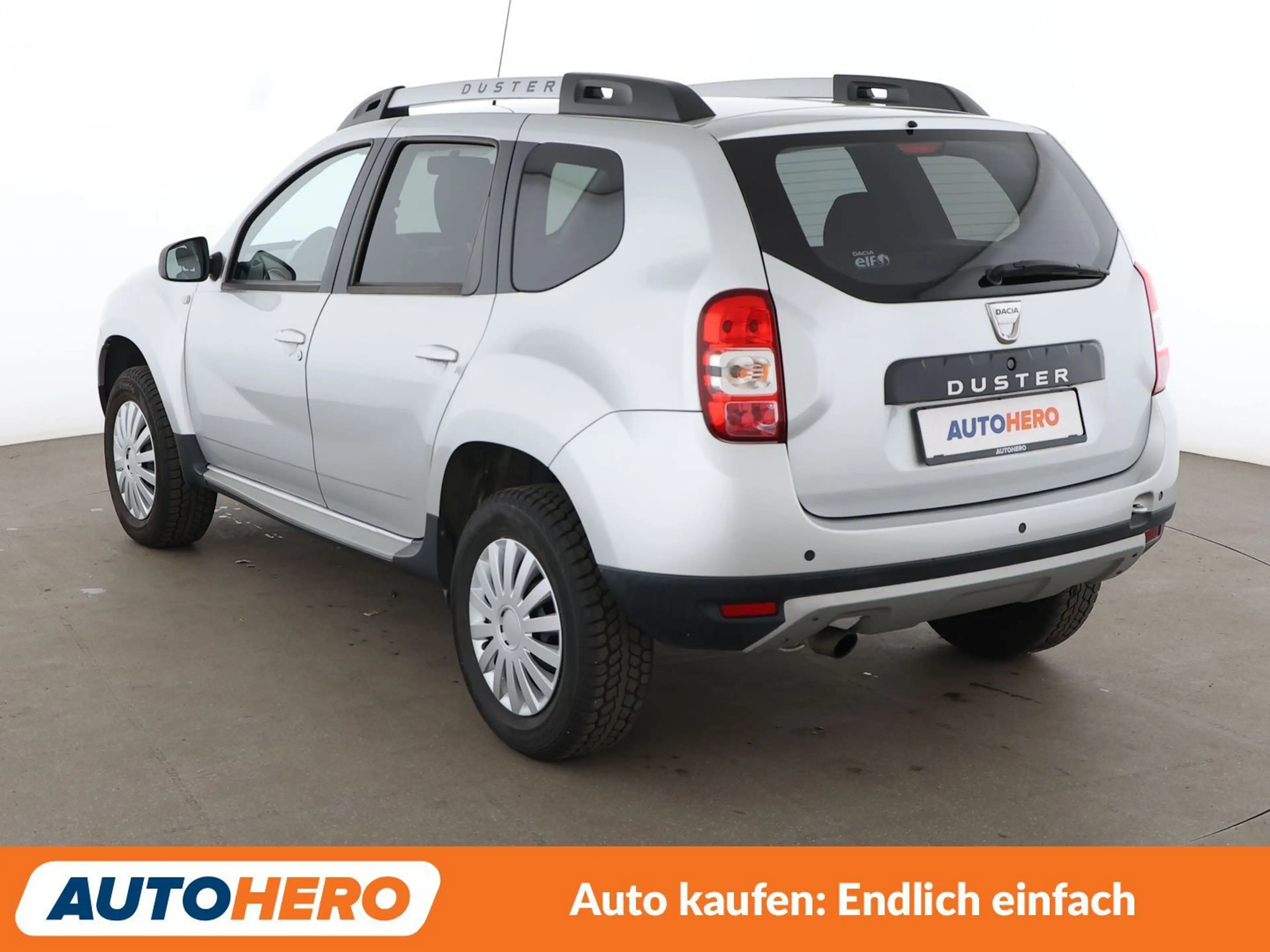 Dacia Duster 1.2 TCe Black Shadow 4x2 *NAVI*TEMPO*PDC* — photo 4