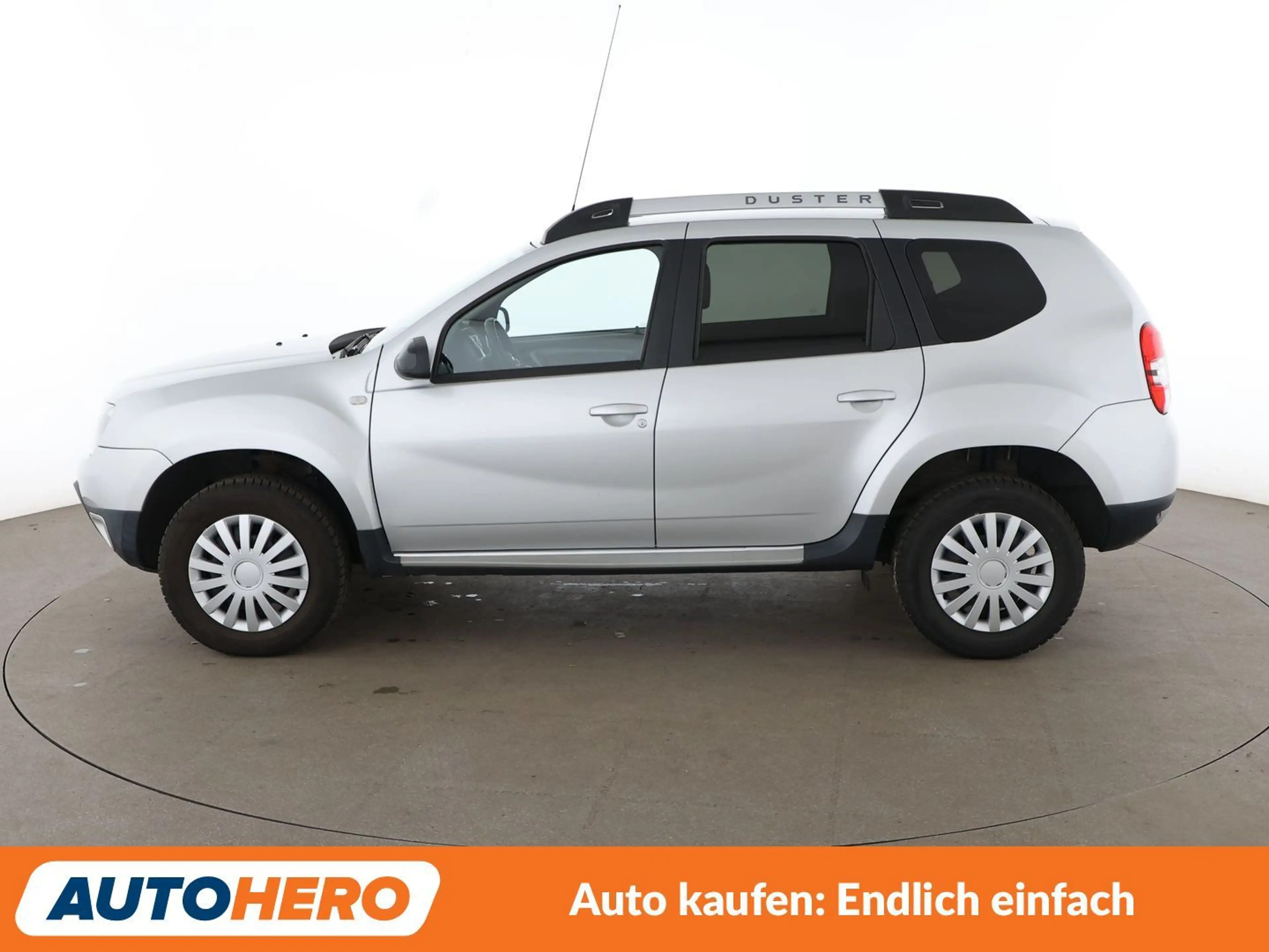 Dacia Duster 1.2 TCe Black Shadow 4x2 *NAVI*TEMPO*PDC* — photo 3