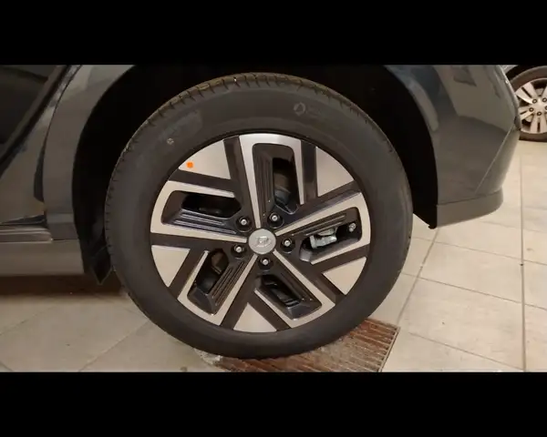 Hyundai Kona view 18