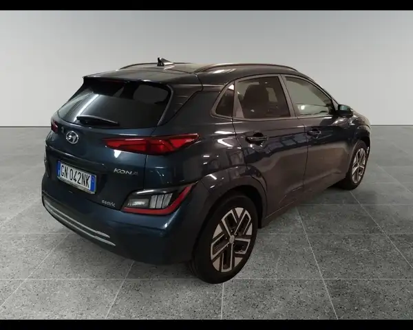 Hyundai Kona view 6
