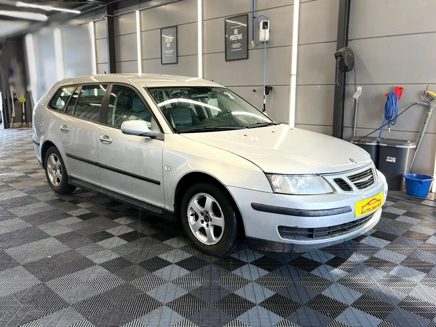 Saab 9-3 1.9 Tid bj. 2007 179000km Gris - 1