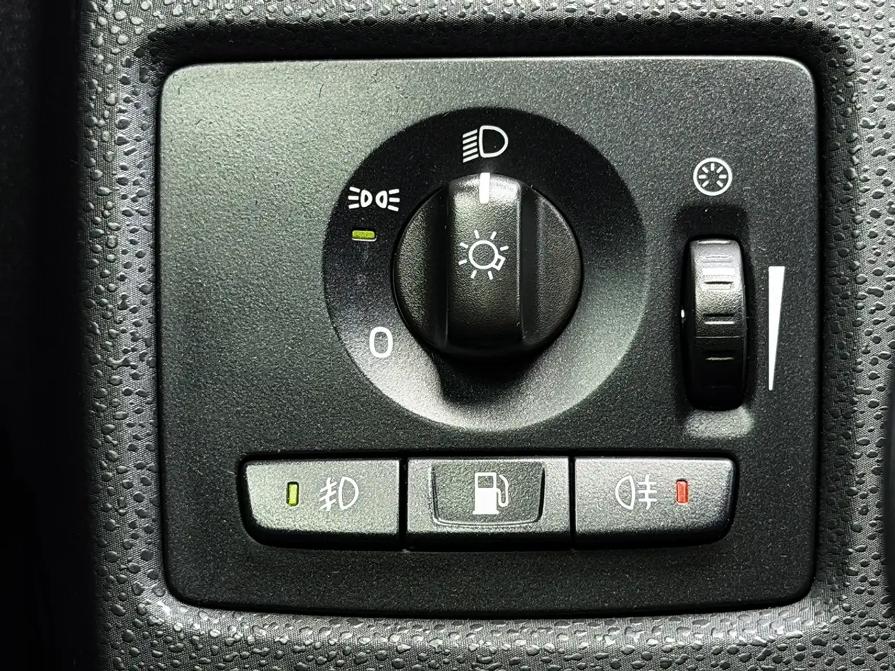 Volvo C30 снимка Volvo C30