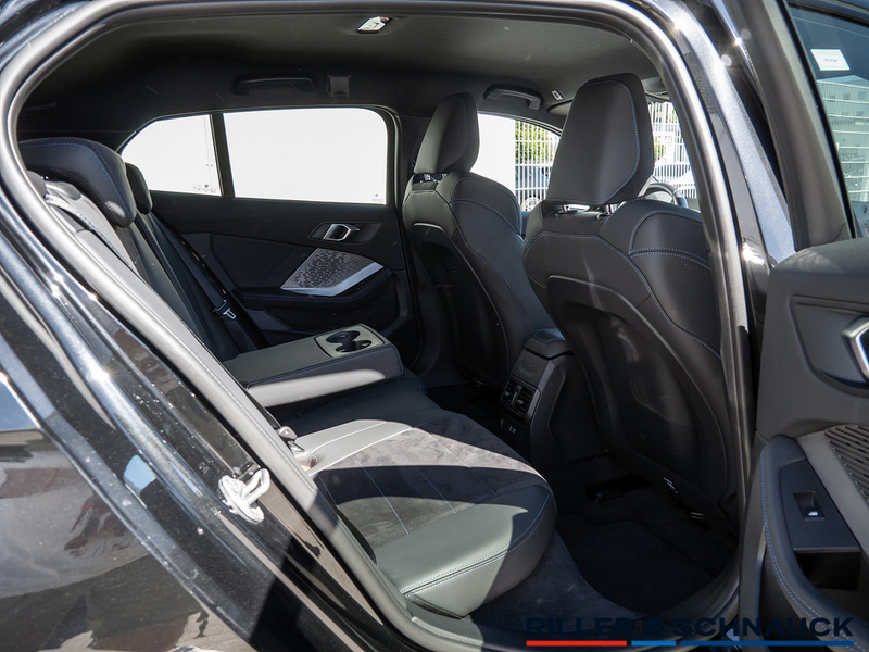 BMW 118 d M-Sport AHK+KAM+LED+NAVI+SHZG — photo 7