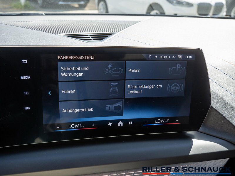 BMW 118 d M-Sport AHK+KAM+LED+NAVI+SHZG — photo 11