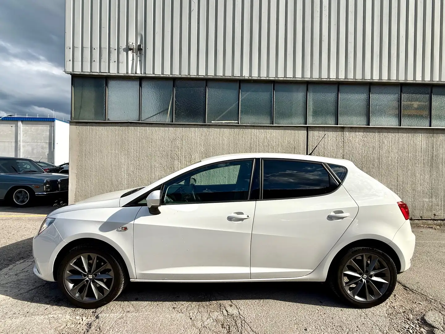 SEAT Ibiza Chili&Style 1,2 TDI CR DPF *WENIG KM*PICKERL NEU* Weiß - 2