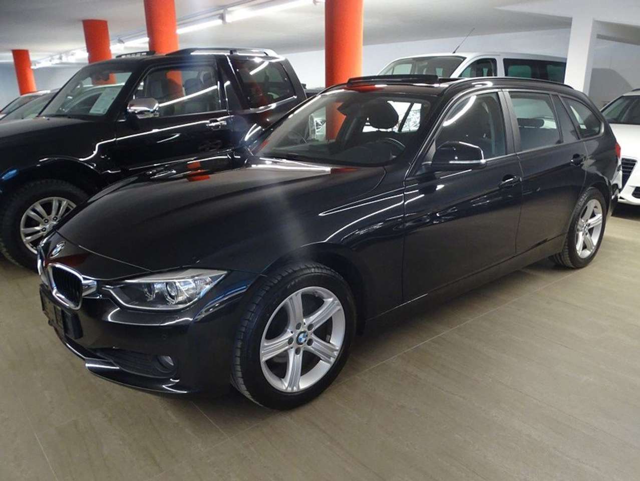BMW 318 d Touring 4x4 Xenon Navi 143 CV