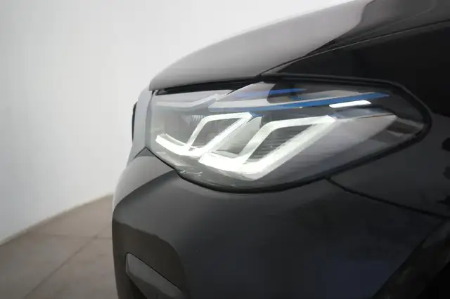 BMW M view 8