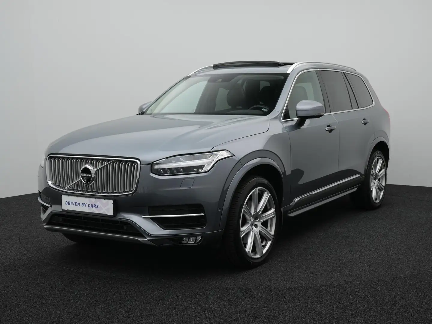 Volvo XC90 Inscription AWD,LED,AHK,360,PANO,ACC,WINTER Grijs - 2