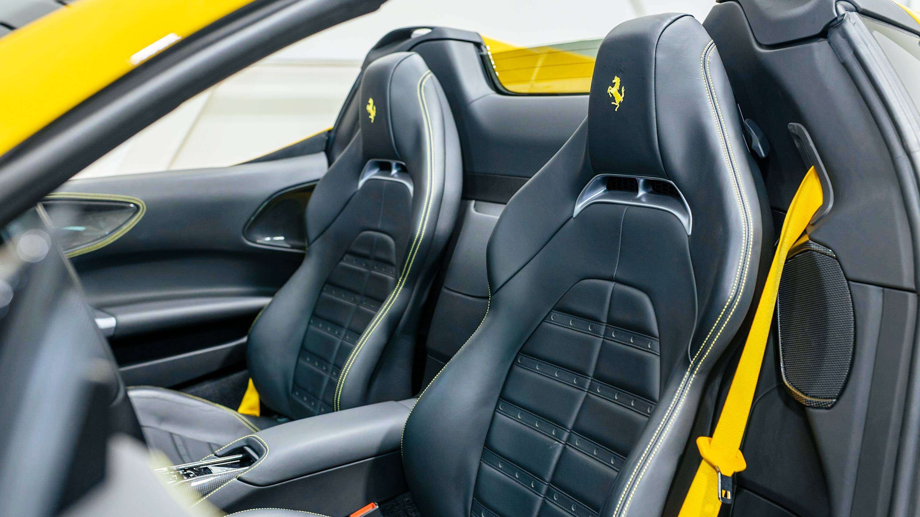 2023 Ferrari SF90 Convertible - Certified CPO — photo 5