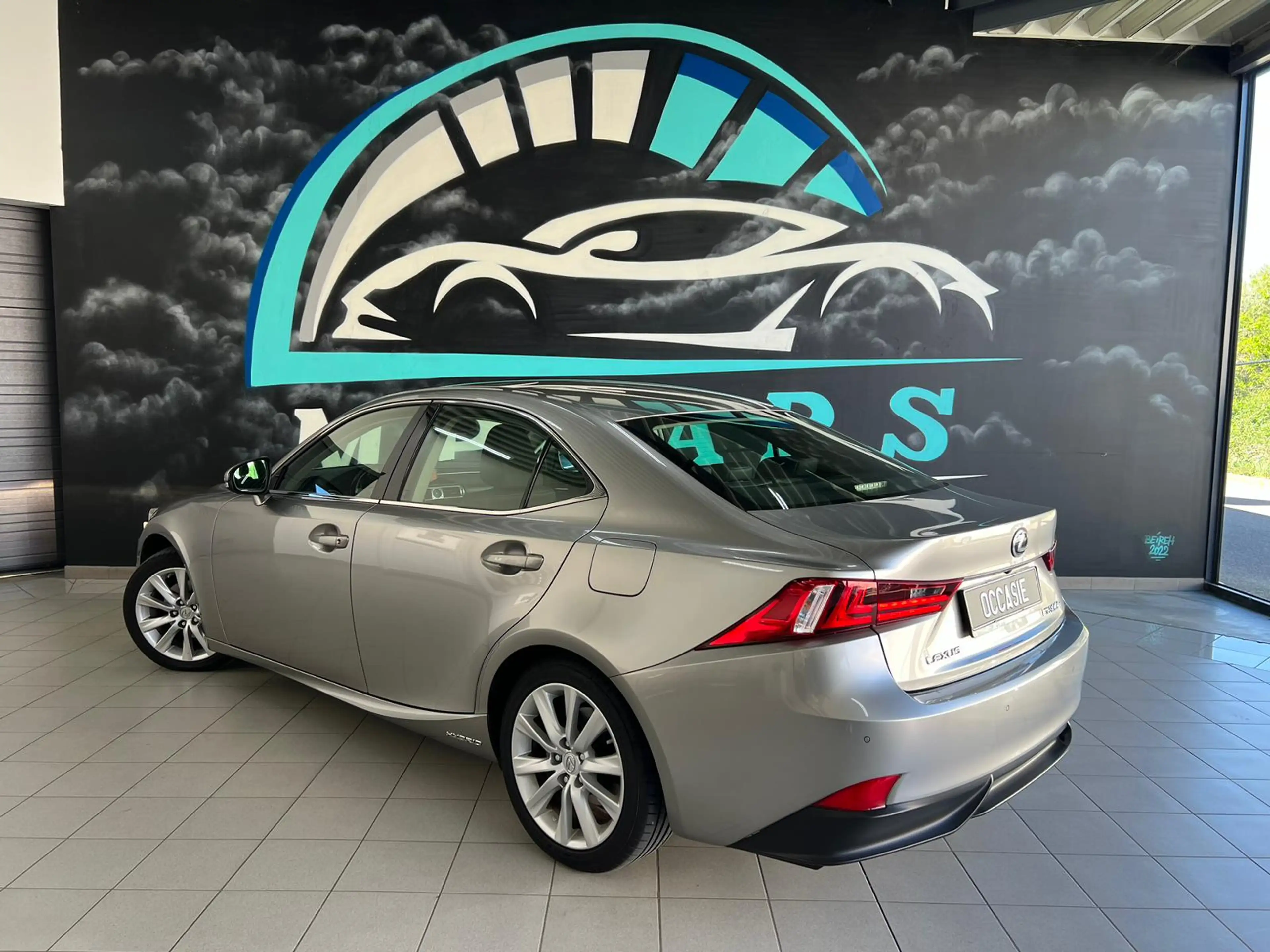 Lexus IS 300 IS 300h 2.5i Business E-CVT — photo 9