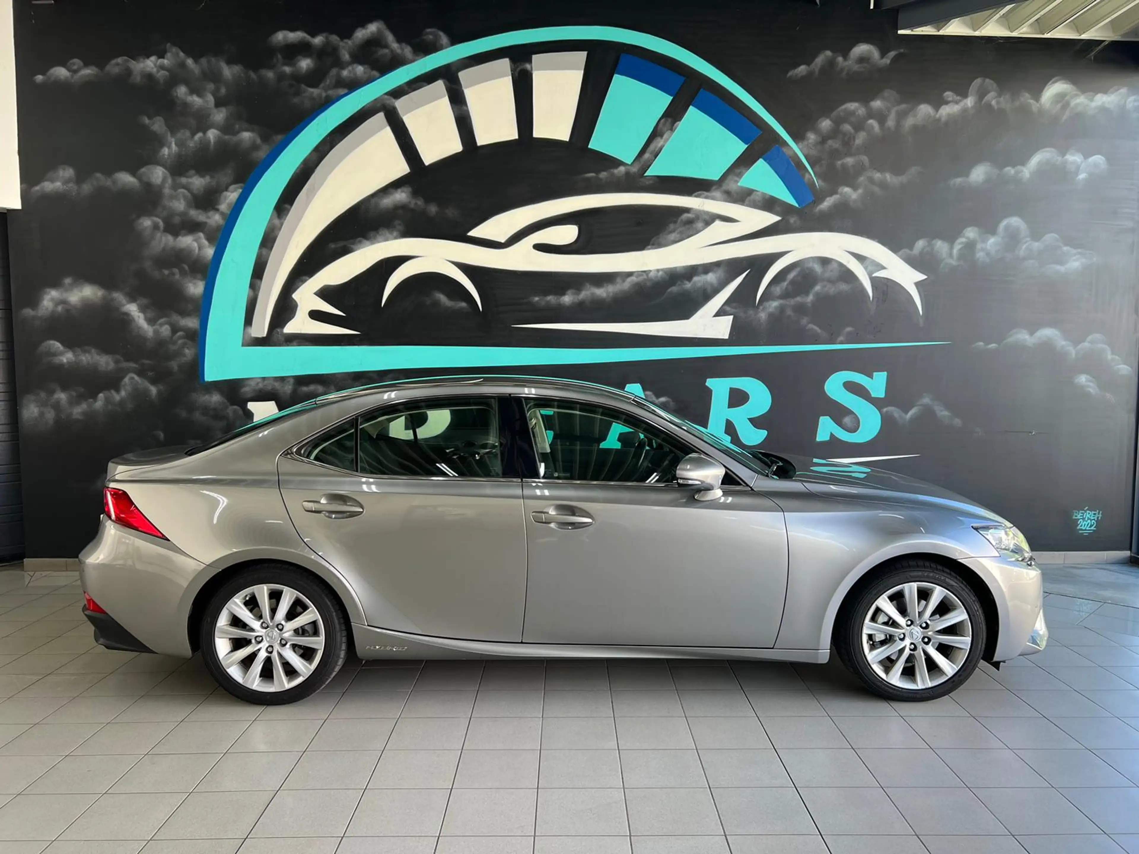 Lexus IS 300 IS 300h 2.5i Business E-CVT — photo 5