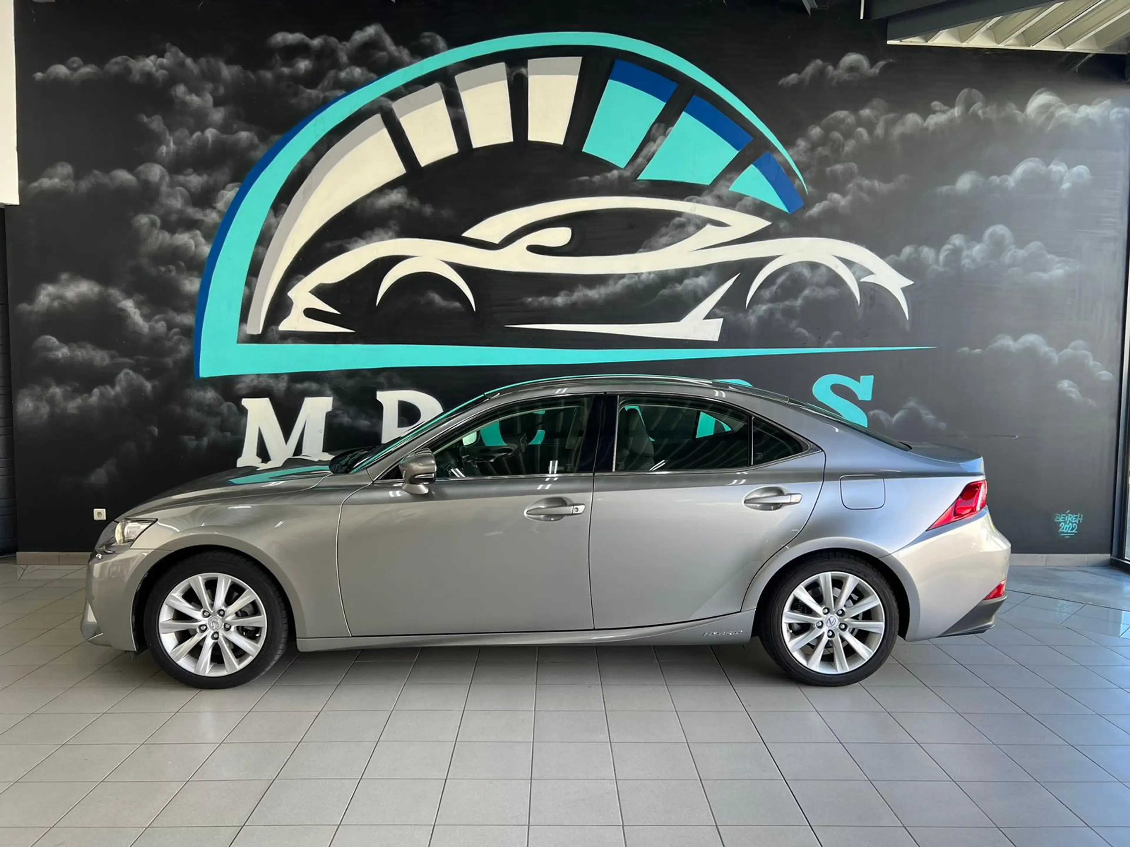 Lexus IS 300 IS 300h 2.5i Business E-CVT — photo 8